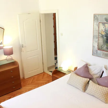 Dajana Apartament Bol