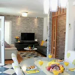아파트 Dajana 볼
